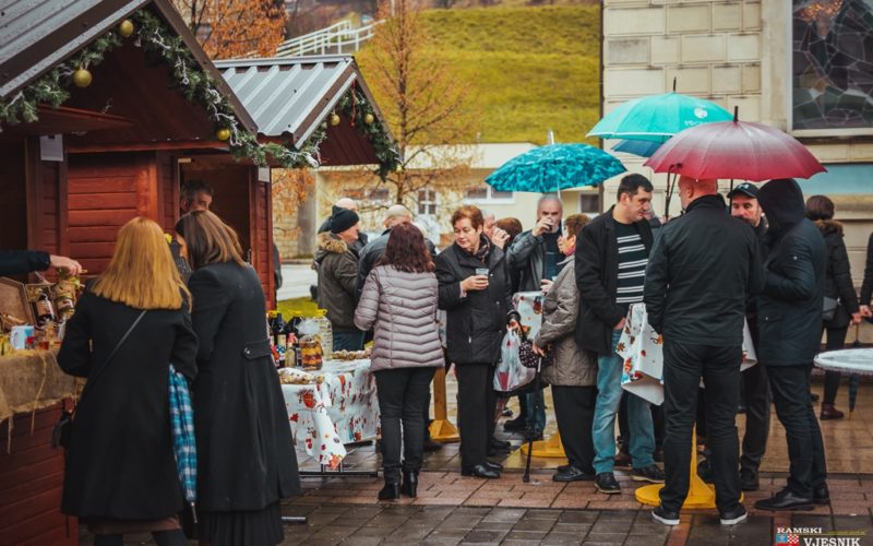 Otvorene prijave za prodaju hrane i pića na ovogodišnjem adventskom sajmu