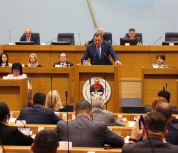 Skupština Republike Srpske donijela zaključke kojima se ruši BiH