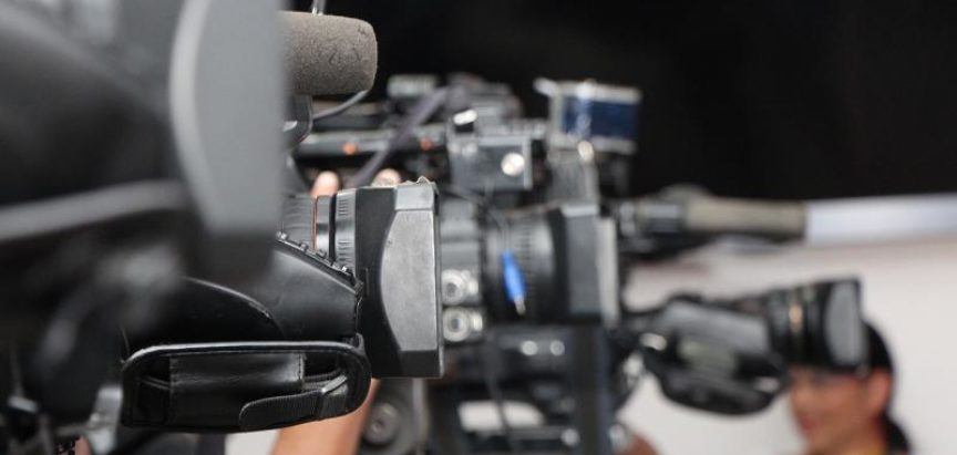 REPORTERI BEZ GRANICA: Nikad toliko zatvorenih novinara kao u 2021. godini