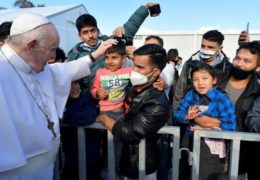 Papa Franjo o susretu s migrantima: Vidio sam oči pune straha i očekivanja