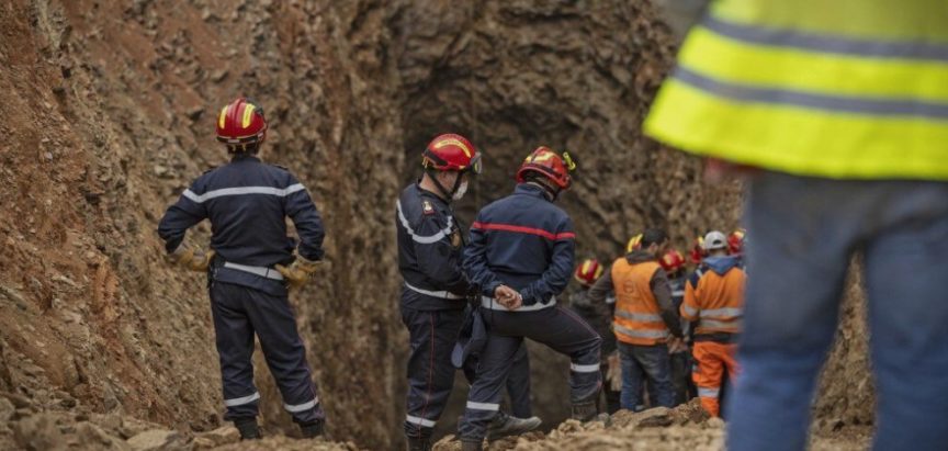 Velika akcija spašavanja dječaka koji je u Maroku upao u bunar: Spasioci stigli na manje od metra do Rayana