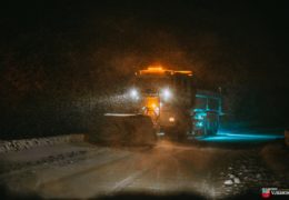 Snijeg u jednom dijelu BiH stvara probleme vozačima, na dva prijelaza duge kolone vozila