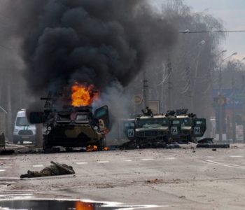 Novi napad na Harkiv: Raketirali zgradu regionalne policijske uprave, Rusi tvrde da su zauzeli Herson