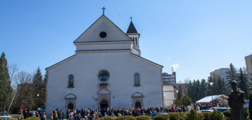 NAJAVA: Predstavljanje knjige  o porušenim katoličkim sakralnim objektima u bugojanskim župama