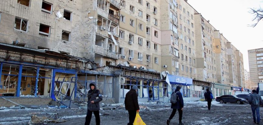 Rusi rano jutros granatirali Kijev, pogodili stambene zgrade, ima ozlijeđenih
