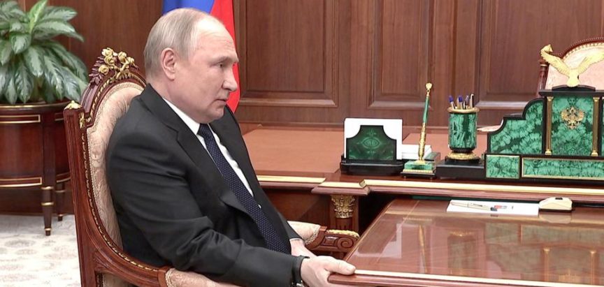 Snimka ruskog predsjednika Putina potaknula nagađanja o njegovom zdravlju