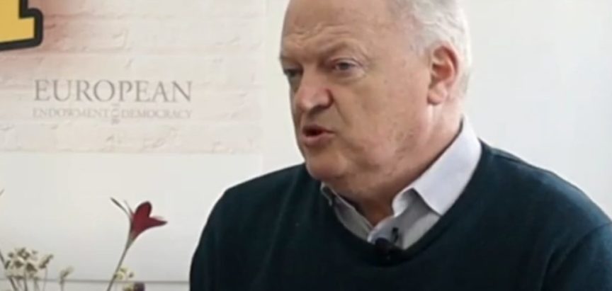 VIDEO: Razgovor s fra Ivanom Šarčevićem – Zašto je vjera u službi politike?