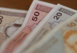 Prosječna neto plaća u BiH 1.260 KM, godišnji rast 4,6 posto