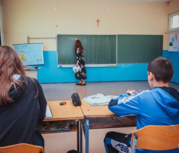 Negdje drastičan pad upisa, no neke škole bilježe i porast, u Mostaru 450 prvašića manje nego 2005. godine