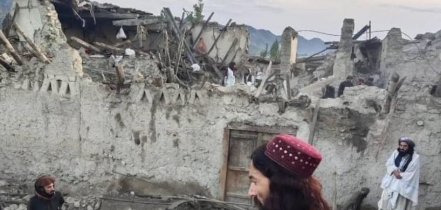 Najmanje 250 mrtvih u potresu u Afganistanu