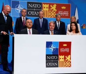 Članice NATO saveza potpisuju protokole o pristupanju Švedske i Finske