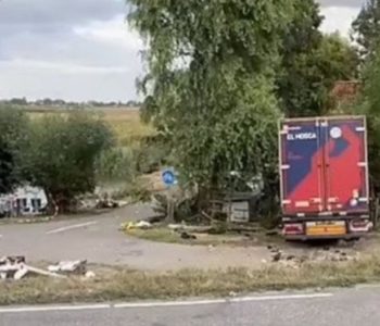 NIZOZEMSKA: Šest mrtvih, kamion uletio među društvo koje je roštiljalo