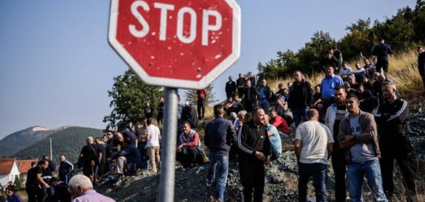 NAPETO NA KOSOVU: Sirene za uzbunu, zatvoreni granični prijelazi, oglasila se i Srbija
