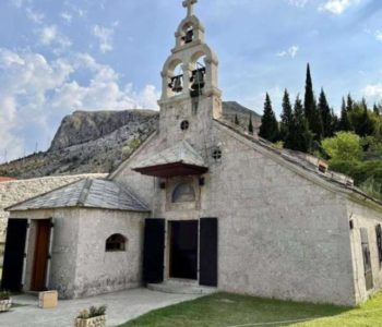 MOSTAR: Vandali oskrnavili oltar Stare crkve i ukrali novac