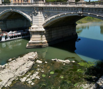 U Italiji osvanuo Neronov most, u Srbiji nacistički brodovi, u Iraku drevni grad