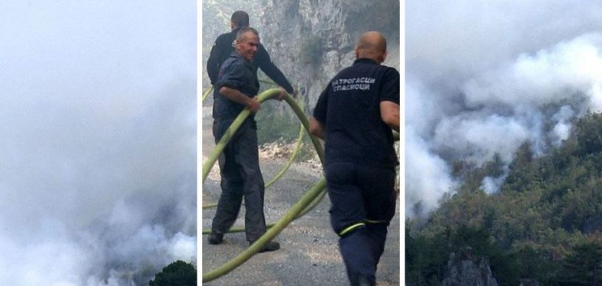 TEŠKO STANJE NA JUGU HERCEGOVINE: Požarna linija od 20 kilometara, čuju se detonacije, u pomoć dolaze helikopteri iz Srbije