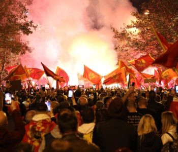 Deseci tisuća prosvjednika u Podgorici traže izvanredne izbore