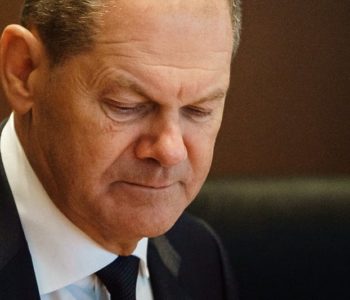 Scholz poručio da Njemačka neće isporučiti borbene avione Ukrajini