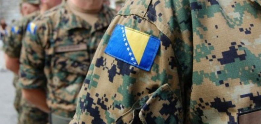 Vojnici u Bosni i Hercegovini služe se rabljenim odorama