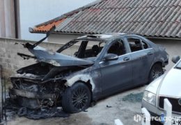 Izgorio automobil mostarskog liječnika koji je optužen za smrt 18-godišnje djevojke