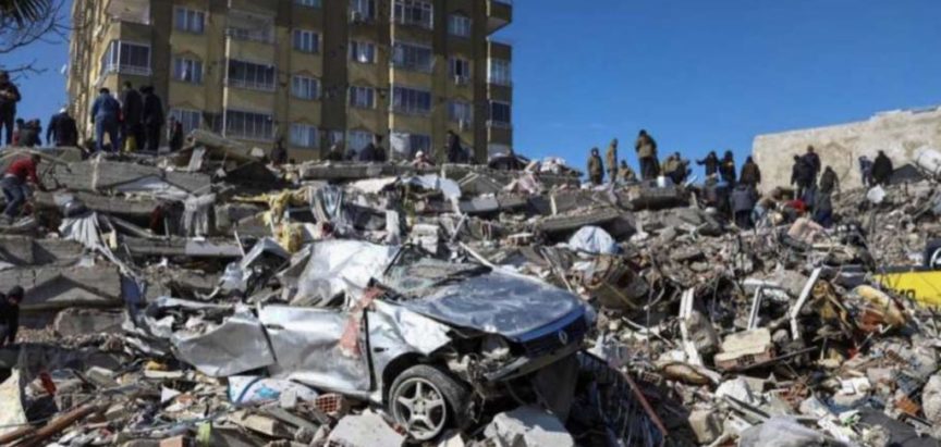Broj mrtvih u zemljotresu u Turskoj i Siriji premašio 15 tisuća