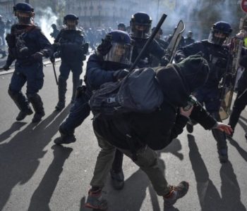 Šta se to događa u Francuskoj: Neredi, prosvjedi, štrajkovi…