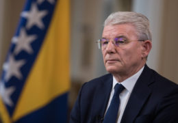 Šefik Džaferović uzeo otpremninu pa nastavio raditi u Parlamentu