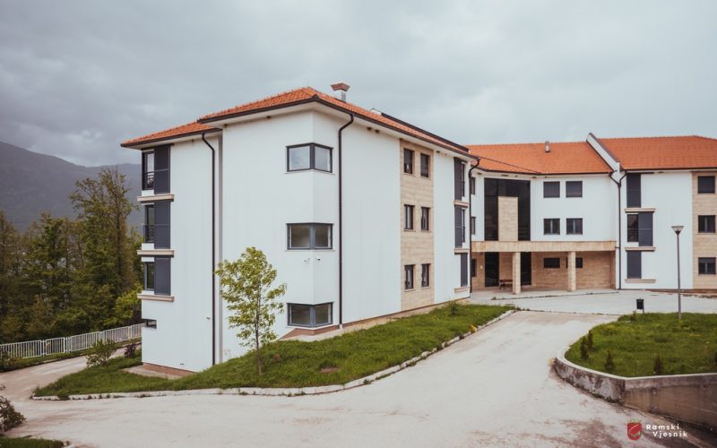 Što je sve poduzimano u zadnje vrijeme oko Doma za stare i nemoćne osobe odgovorio je na pitanja dr. Jozo Ivančević