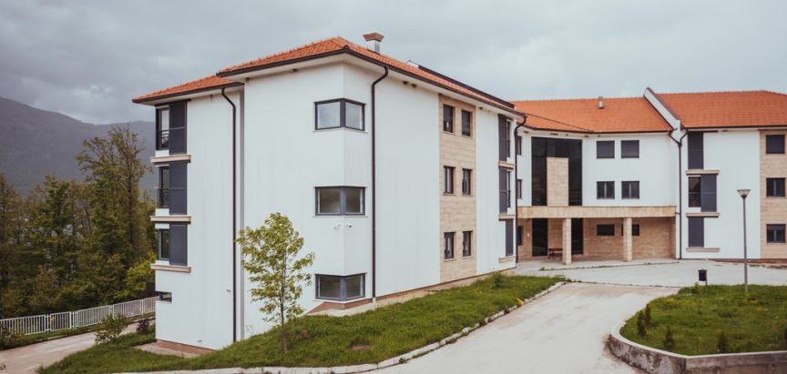 Što je sve poduzimano u zadnje vrijeme oko Doma za stare i nemoćne osobe odgovorio je na pitanja dr. Jozo Ivančević