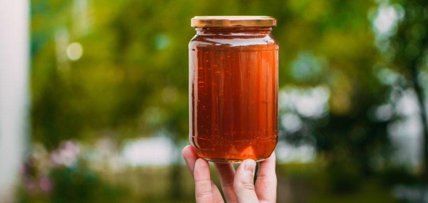 Ljetna prihrana pčela i slab prinos povećat će cijenu meda