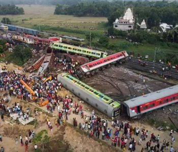 INDIJA: U sudaru vlakova poginulo skoro 300 ljudi