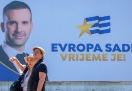CRNA GORA: U parlament ulaze Đukanovićevi socijalisti, ali i fanovi četničkog vojvode