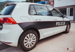 POLICIJSKO IZVJEŠĆE: Radnica prijavila fizički napad na benzinskoj crpki, prijetnje putem telefona