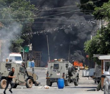 Tisuće Palestinaca bježi iz kampa u Jeninu dok izraelska vojska nastavlja operacije