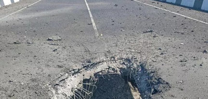 Ukrajinci granatirali dva mosta koji povezuju Krim s okupiranim dijelom Ukrajine