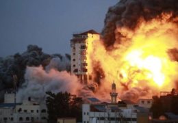 Izrael i Hamas nastavljaju ratovati, a Egipat se priprema za mirovni samit