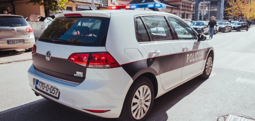 POLICIJSKO IZVJEŠĆE: Bespravna sječa šume, prometna nesreća kod Jablanice…
