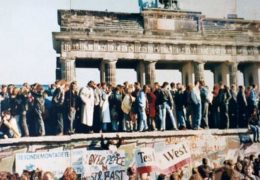Pad Berlinskog zida – početak kraja komunizma u Europi (1989.)