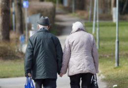 Za sedam godina broj umirovljenika porast će za čak 100 tisuća, BiH postaje zemlja staraca