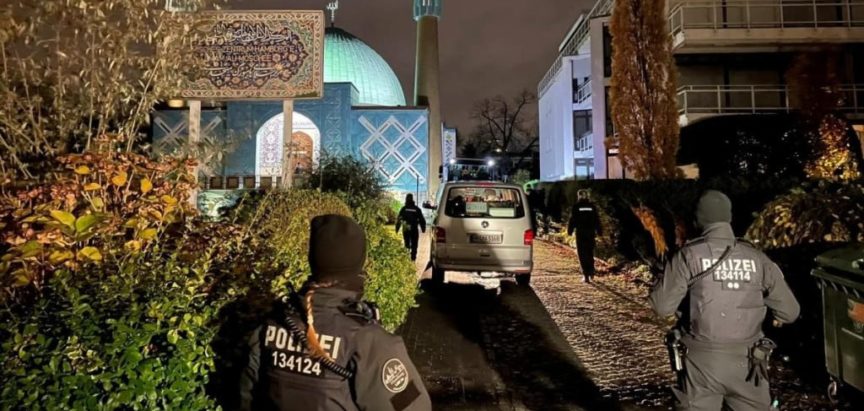 AKCIJA DILJEM NJEMAČKE: Policajci pretražuju prostorije islamističkih udruga