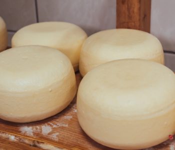 DOMAĆI PROIZVOĐAČI: “BiH uveze 12 tisuća tona sira koji se i ovdje može proizvesti”