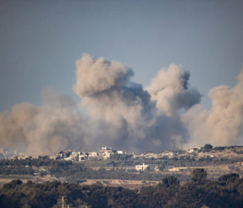 Novogodišnja noć u Gazi, razaranja i dim, izraelska vojska nastavlja napade