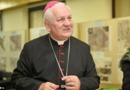 Biskup Franjo Komarica pred odlazak u mirovinu: ‘Hrvati u RS-u prepušteni sami sebi i svojim duhovnim vođama’