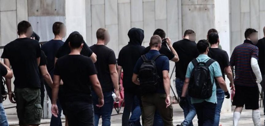 Puštaju još deset Bad Blue Boysa iz zatvora u Grčkoj