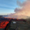 Lava guta grad na Islandu