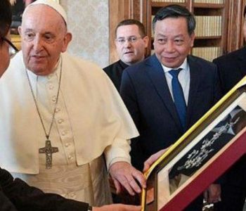 Papa Franjo želi pohoditi Vijetnam