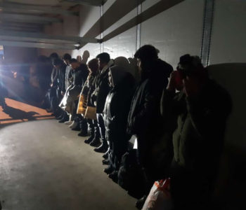 AKCIJA “ZIP”: Osumnjičeno 17 osoba za organizirano krijumčarenje migranata