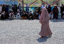 Talibani vraćaju javno kamenovanje žena na smrt