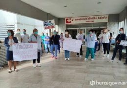 LIJEČNICI IZ FBIH TRAŽE VEĆE PLAĆE: Za 7. svibnja najavili štrajk upozorenja ispred SKB Mostar