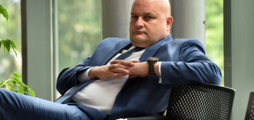 Novi hrvatski ministar ima 22 nekretnine i plaću od 2402 eura